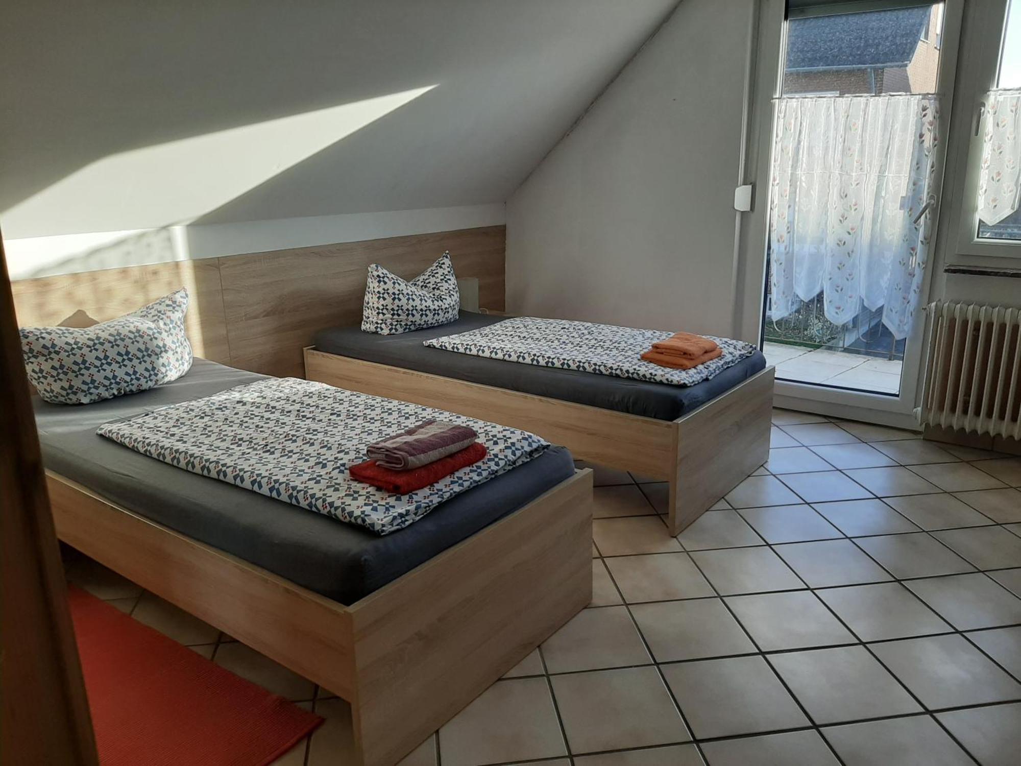 Haus Roseneck-Pension Am Stadtrand Borchen Pokoj fotografie